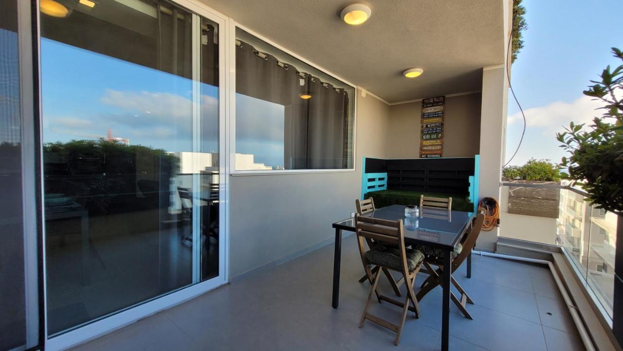 세인트폴스베이 Stylish - Modern - Large Terrace - 2 Bed - 200 M From Sea - Fully Air Con 아파트 외부 사진